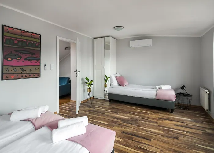 Corner Apartments