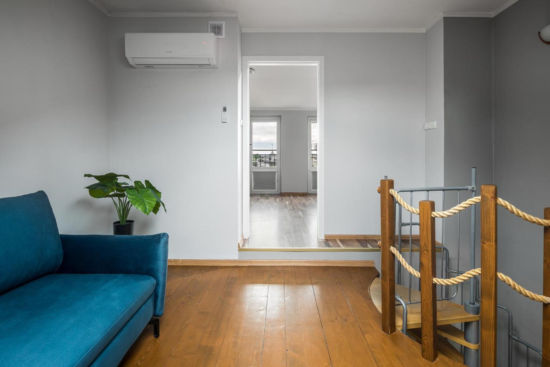 Corner Apartment